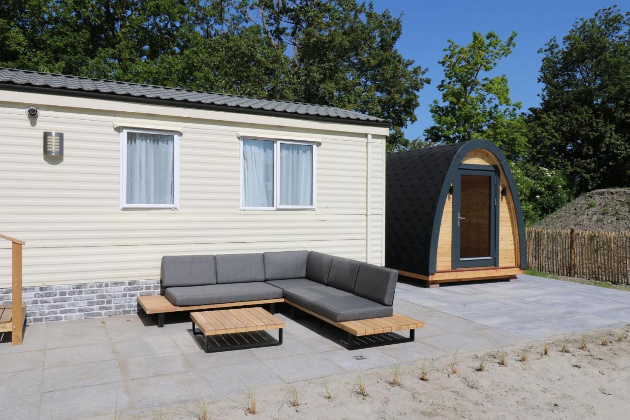 Hof Nieuwerkerk Chalet 2 Campsite Arnemuiden
